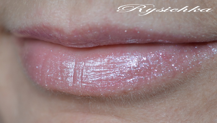 EL Corazon Glamour Shine Lip gloss