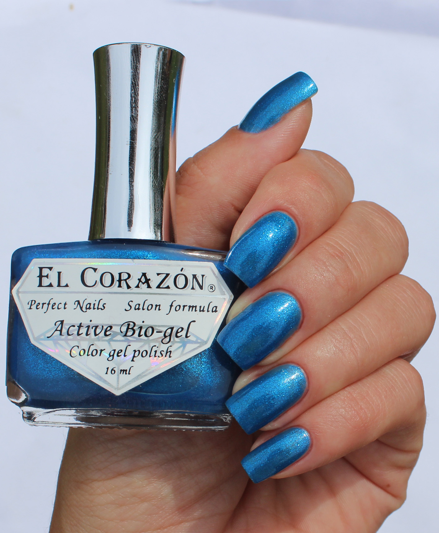 EL Corazon Active Bio-gel Color gel polish Magic №423/576 Magic Heart of Ocean